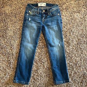 Abercrombie Kids Girl’s Straight leg stretch denim jeans, size 3/4